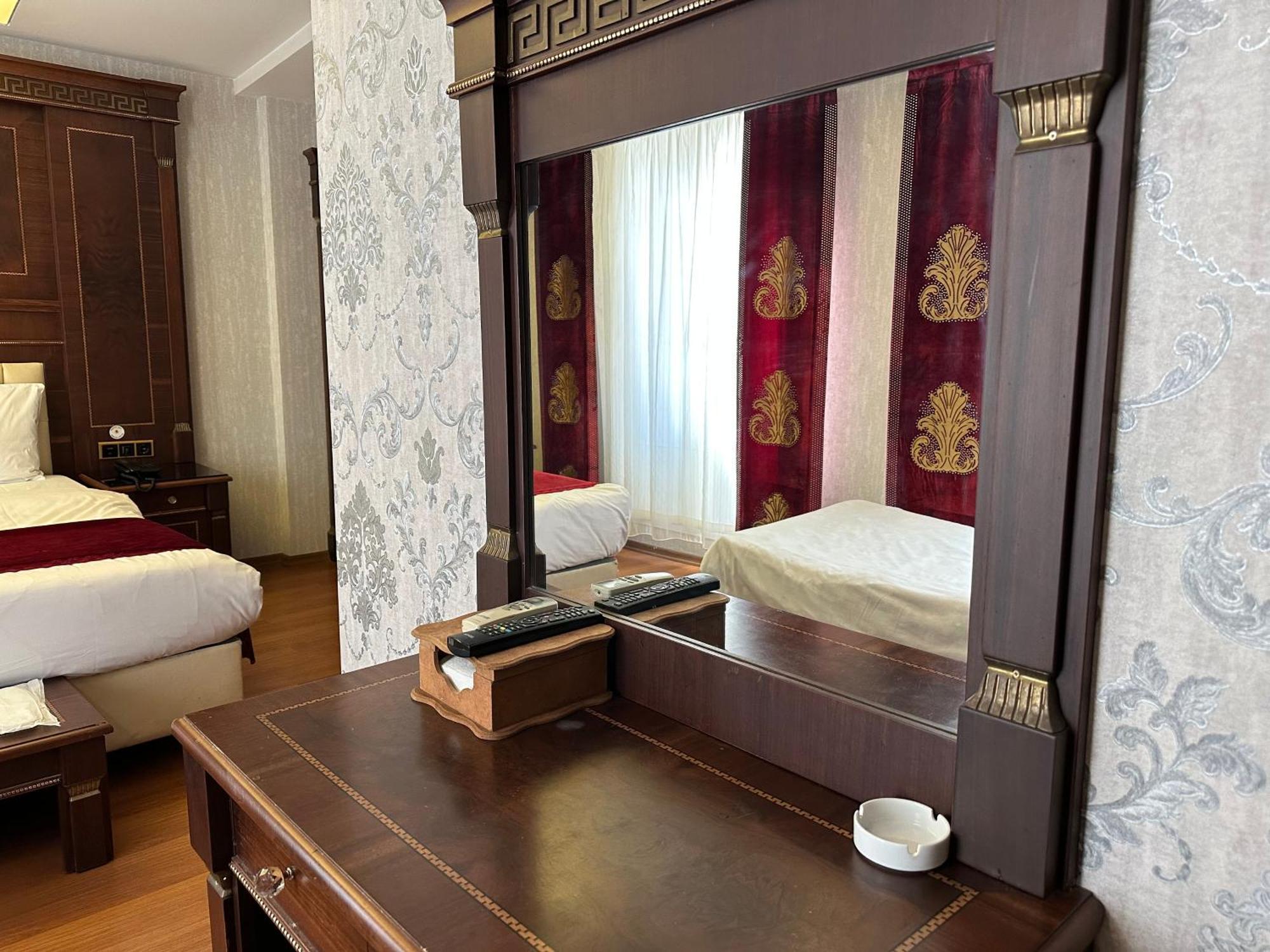 Napolyon Hotel Stambuł Zewnętrze zdjęcie