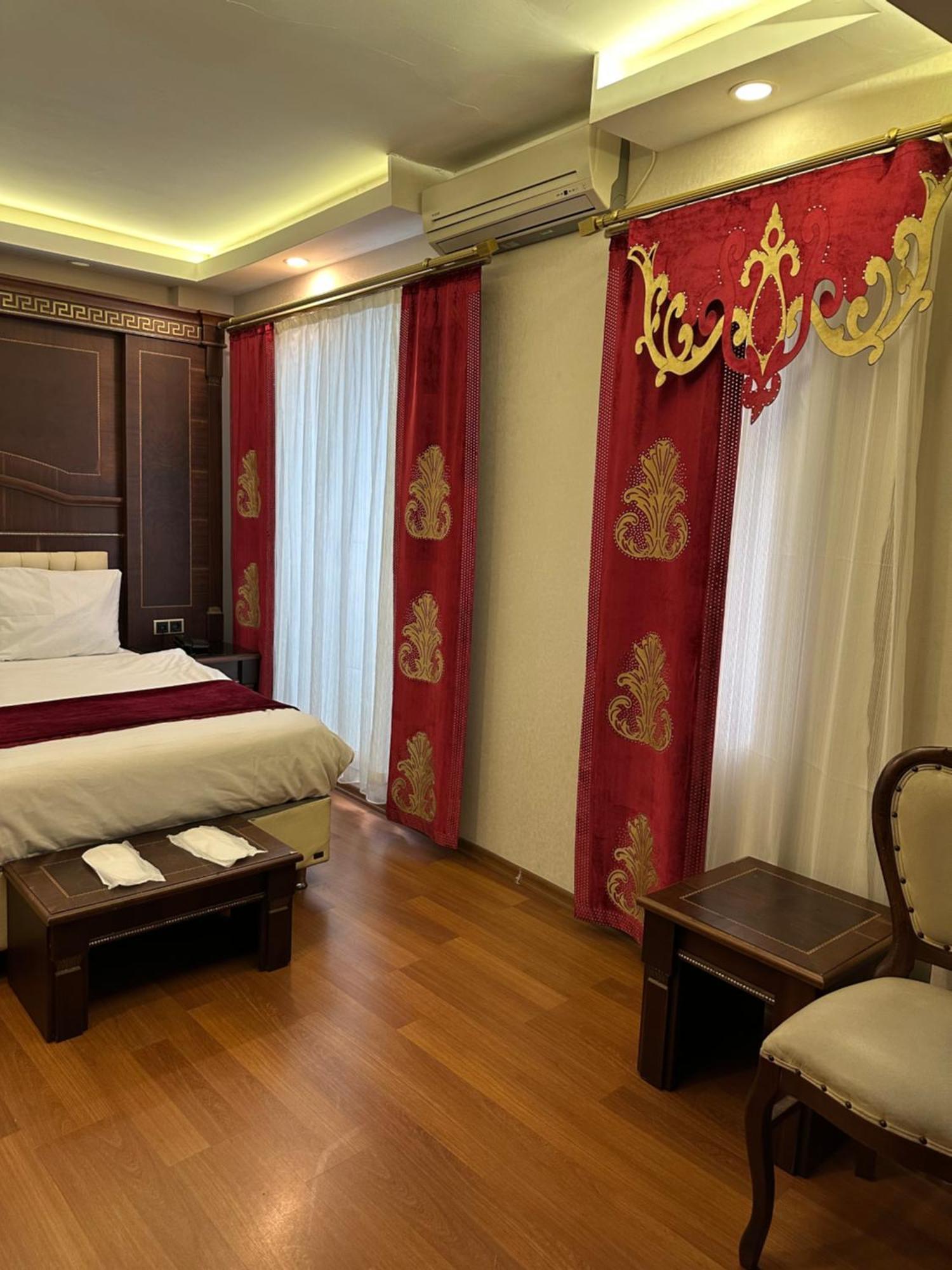 Napolyon Hotel Stambuł Zewnętrze zdjęcie